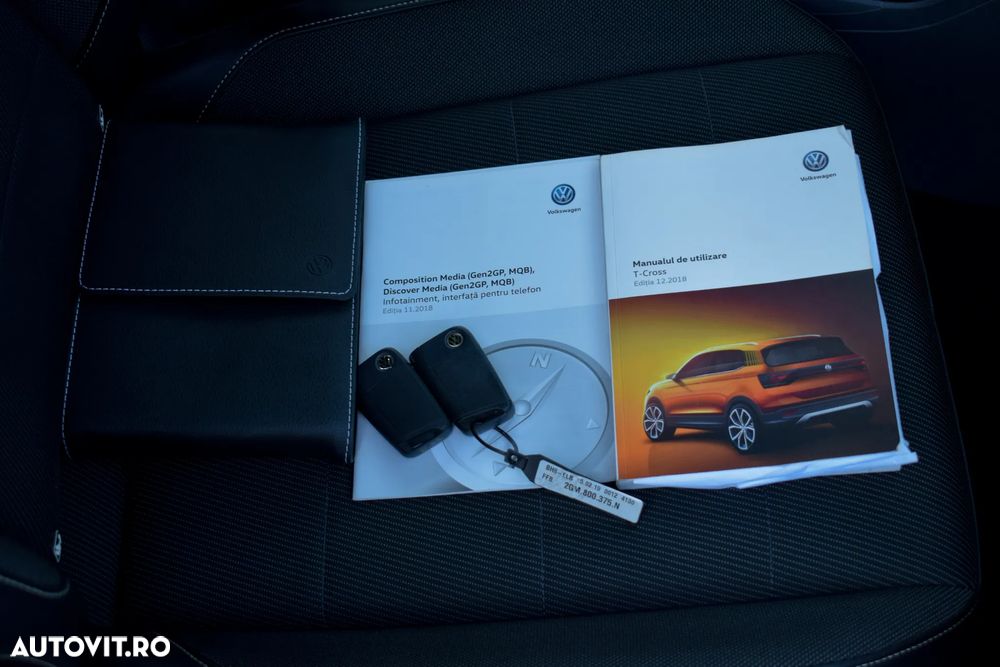 Volkswagen T-Cross 1.0 TSI DSG Style - 34
