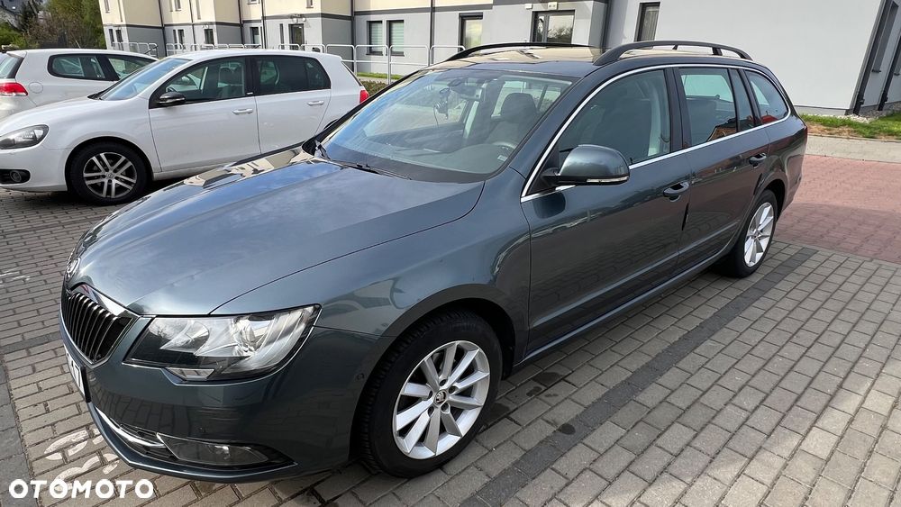 Skoda Superb 1.6 TDI Active DSG - 4