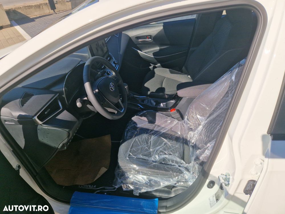 Toyota Corolla 1.8 HSD Business - 10