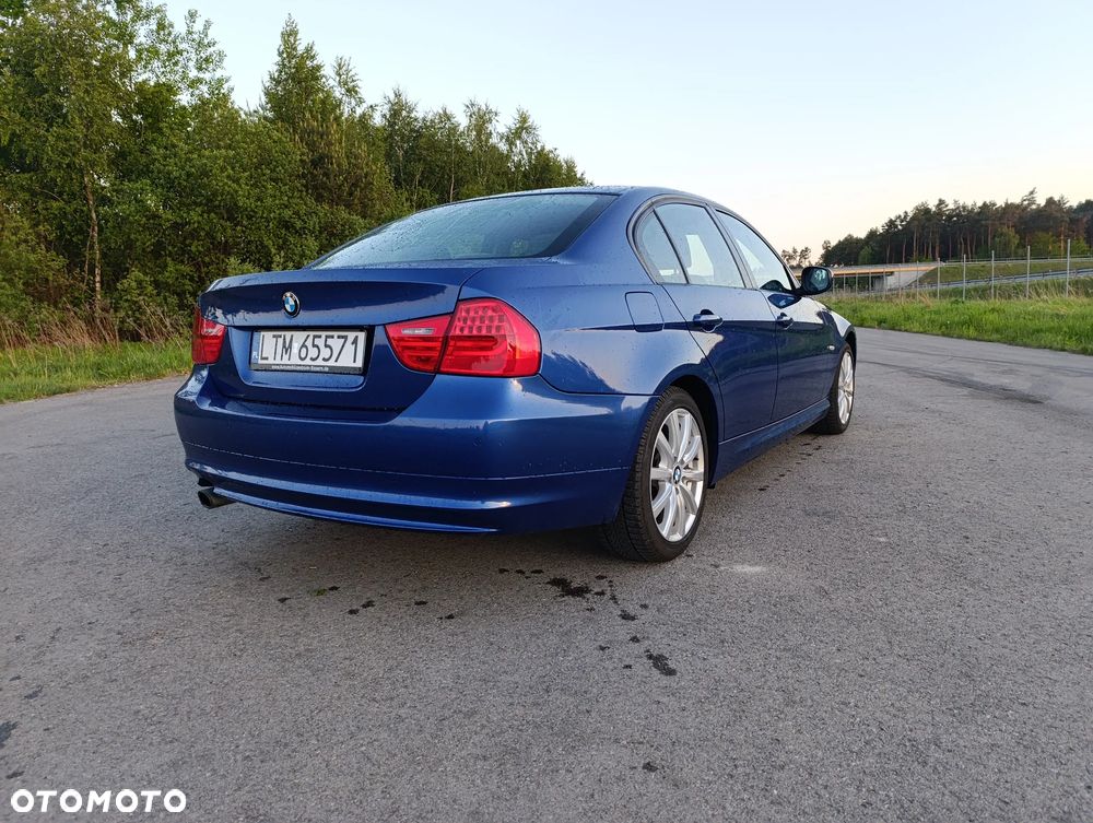 BMW Seria 3 318I 2008 photo 5