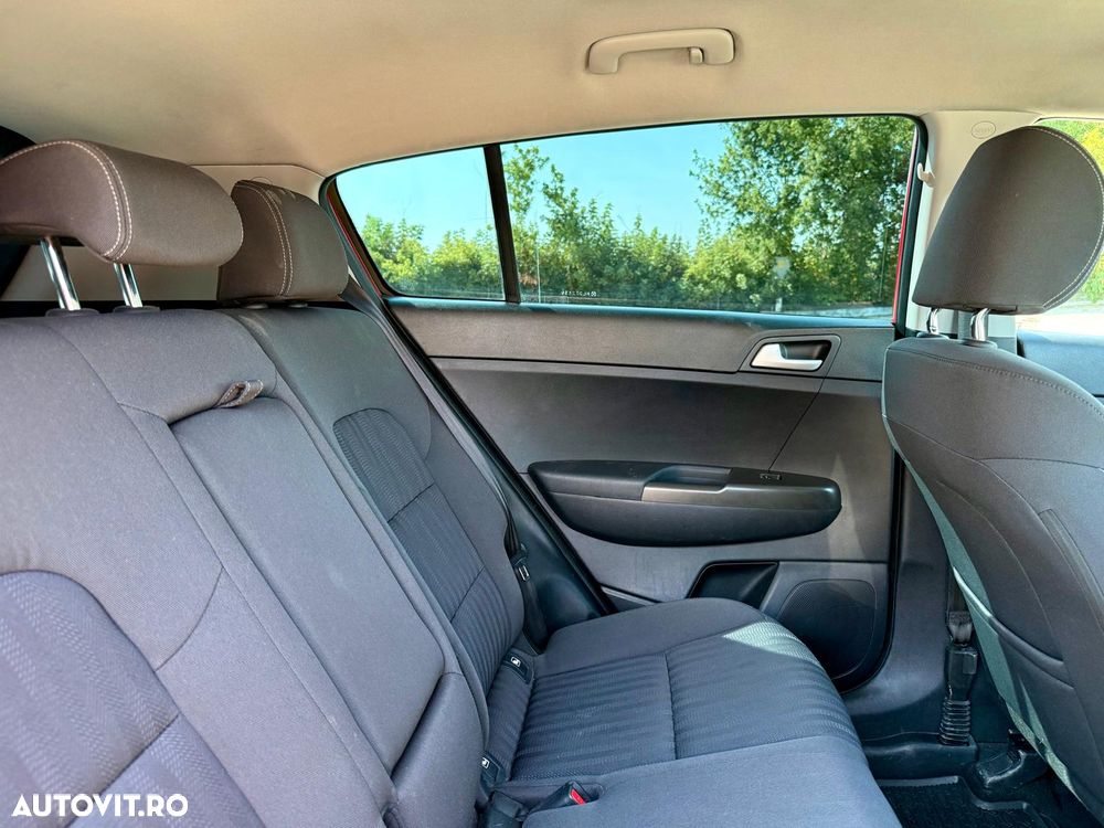 Kia Sportage 1.7 DSL 7DCT 4x2 Plus - 17