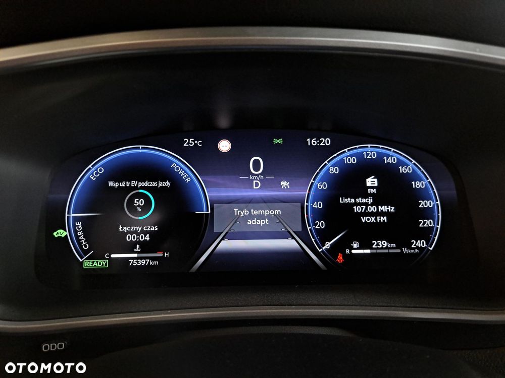 Toyota Corolla Cross - 18