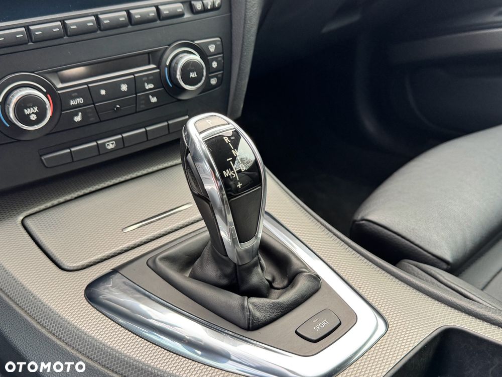 BMW Seria 3 335i M Sport Edition - 16