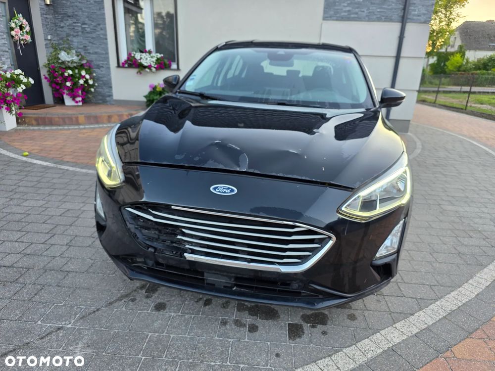 Ford Focus 1.0 EcoBoost Hybrid ACTIVE - 16