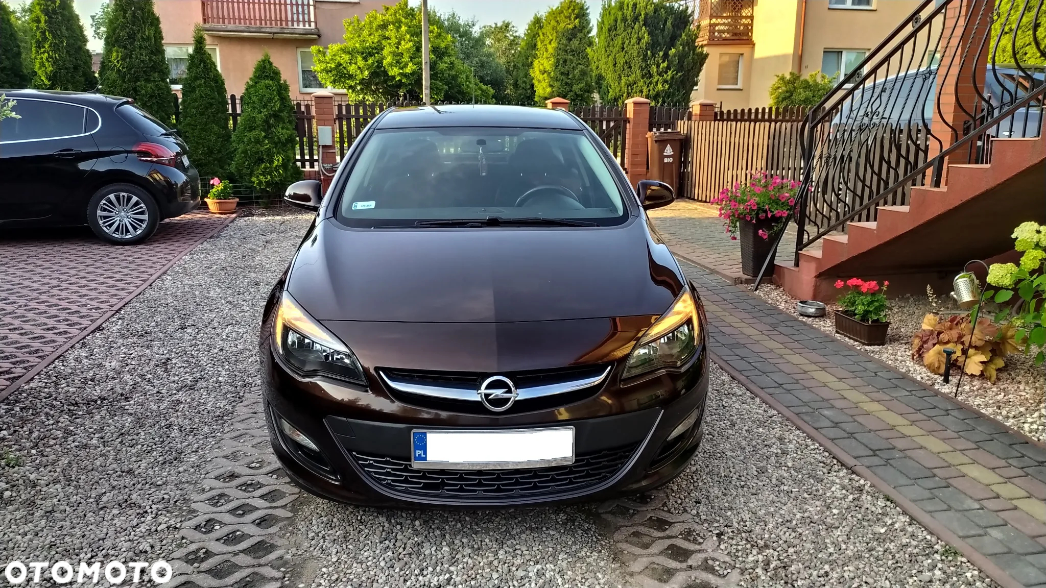 Opel Astra IV 1.4 T EU6 - 16