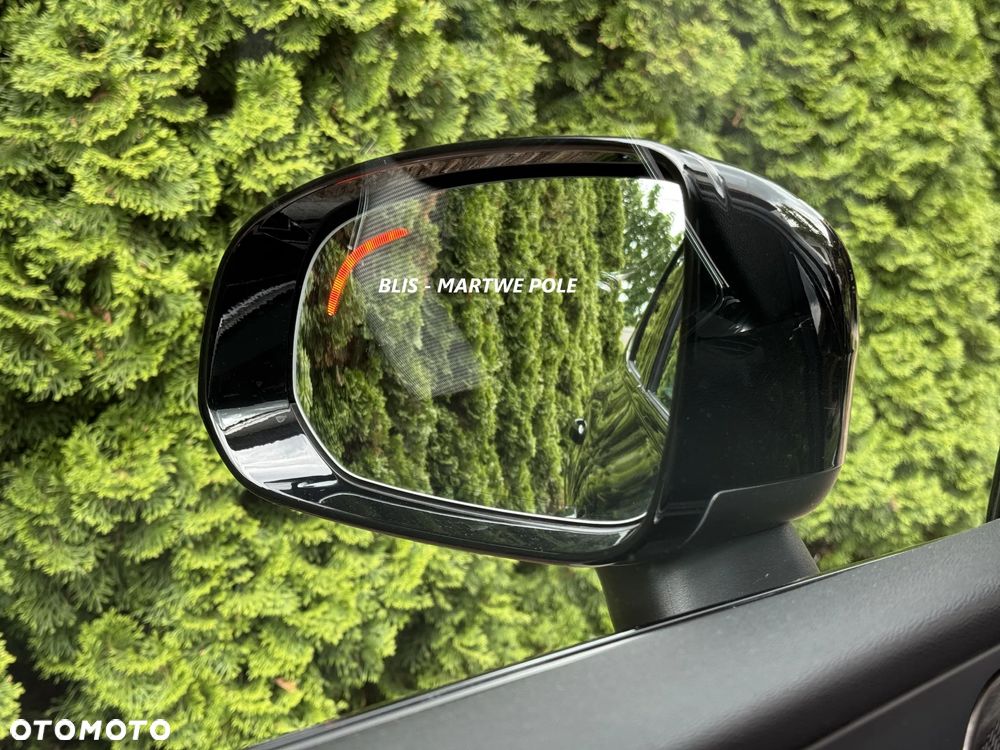Volvo XC 60 B4 D AWD Ultimate Dark - 25