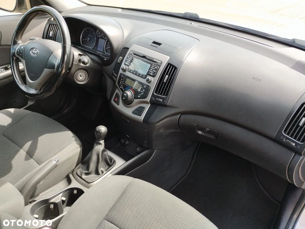 Hyundai i30 1.6 CRDi Comfort - 19