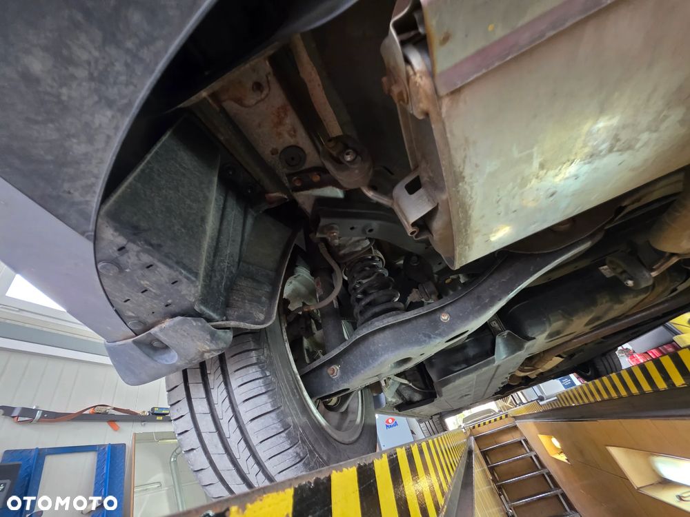 Kia Ceed 1.4 L - 39