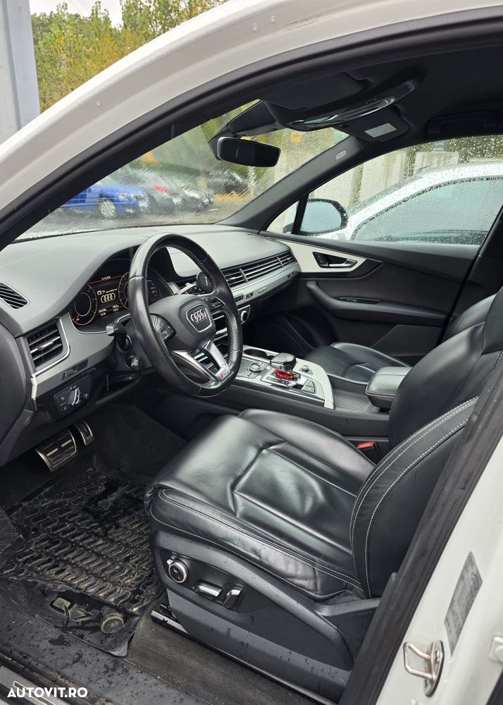 Audi Q7 3.0 ultra TDI Quattro Tiptronic - 5