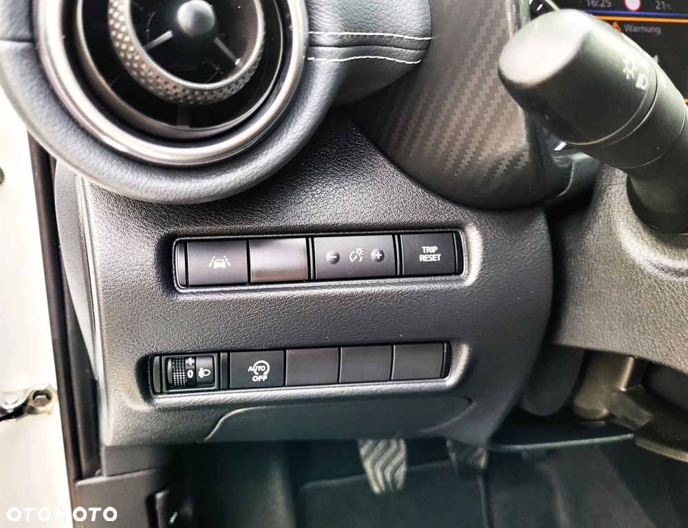 Nissan Juke 1.0 DIG-T N-Connecta - 36