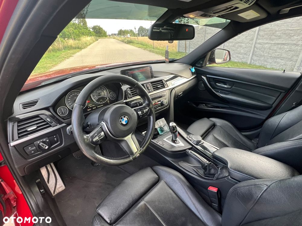 BMW Seria 3 328i Sport Line - 10