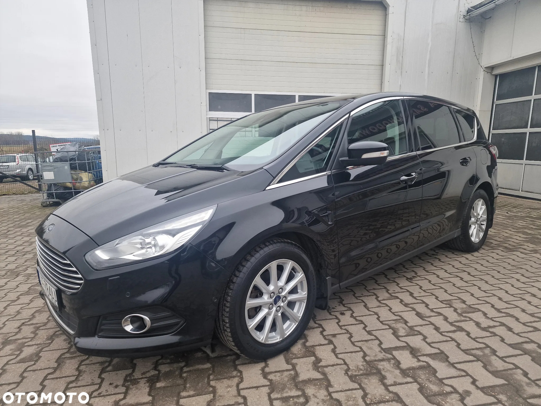 Ford S-Max 2.0 TDCi Titanium PowerShift - 2