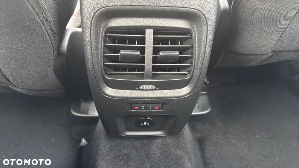 Ford Kuga - 13