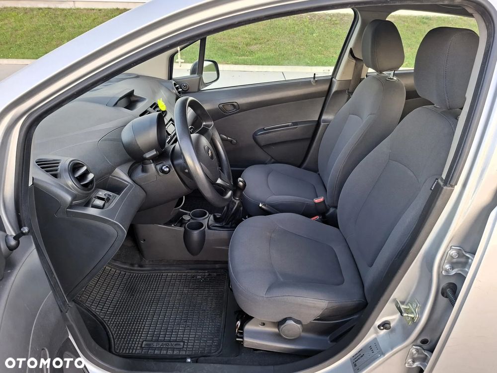 Chevrolet Spark - 10
