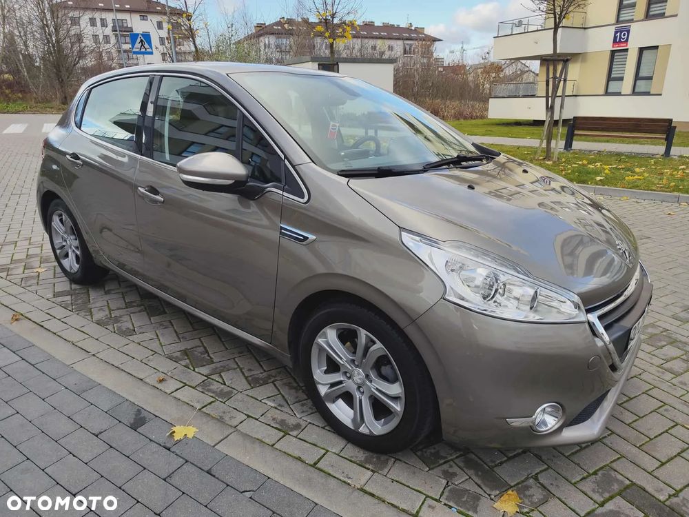 Peugeot 208 1.6 VTi Allure - 3