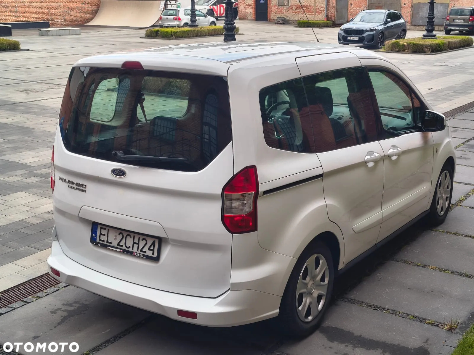 Ford Tourneo Courier 1.5 TDCi Trend - 14