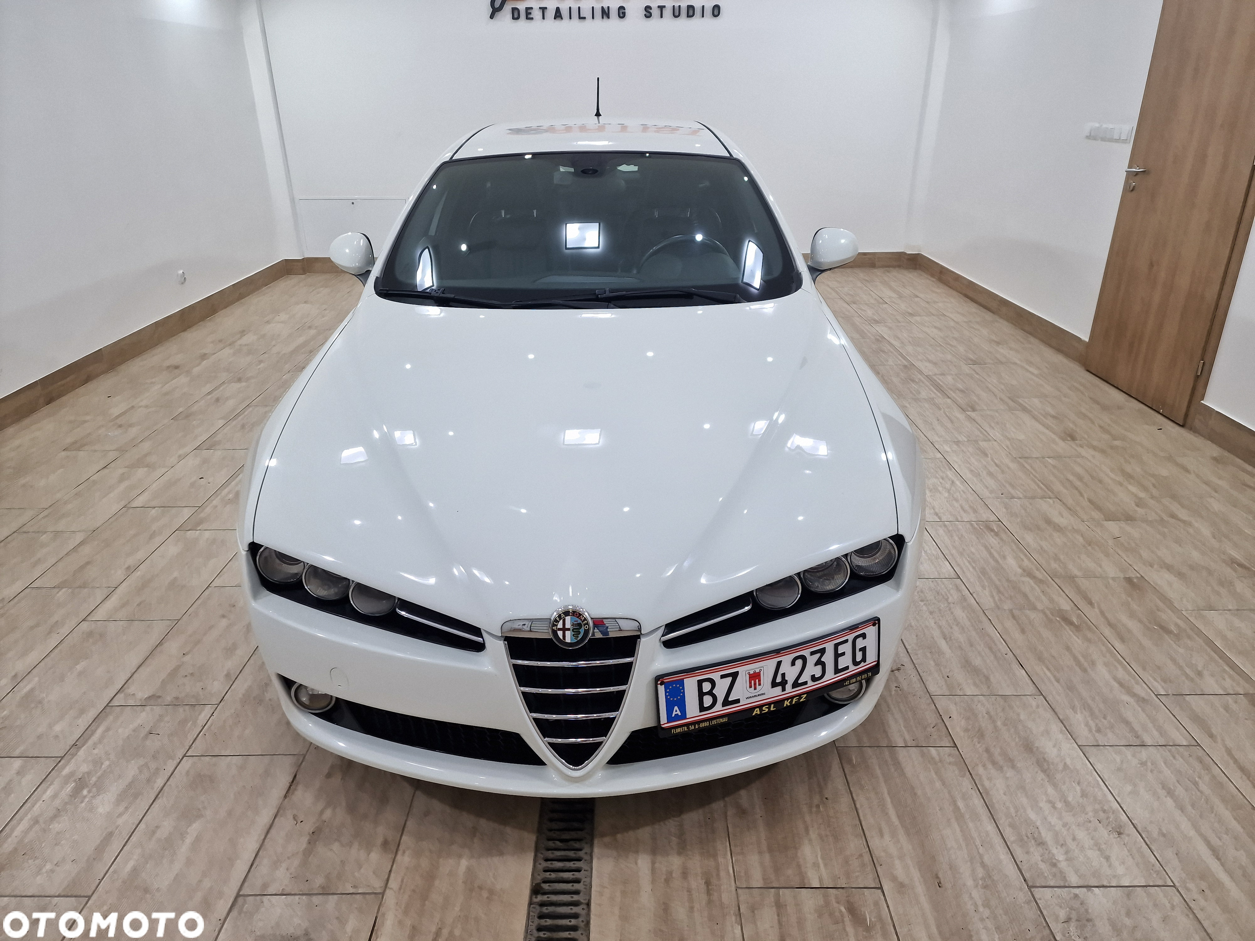 Alfa Romeo 159 1.9JTDM ti - 33