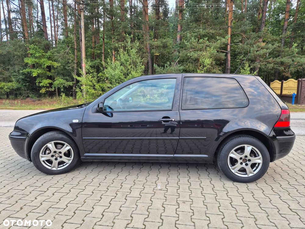 Volkswagen Golf 1.6 - 20
