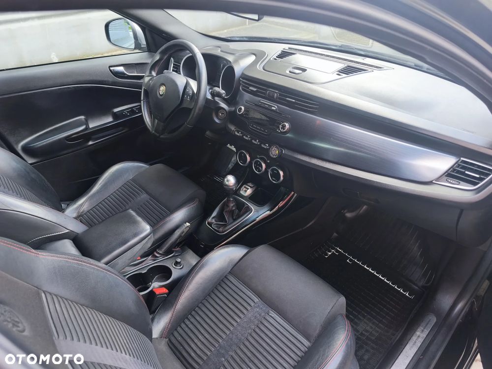 Alfa Romeo Giulietta 1.4 TB MultiAir Distinctive - 13