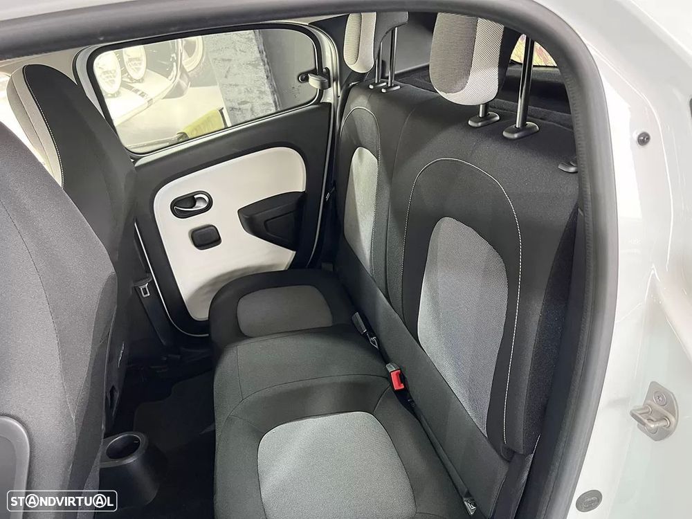Renault Twingo Z.E. 22 Zen - 18