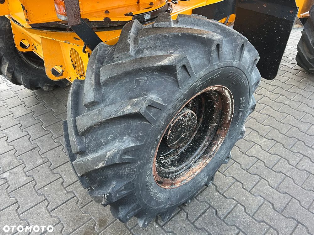 Thwaites Mach 2062 - 10