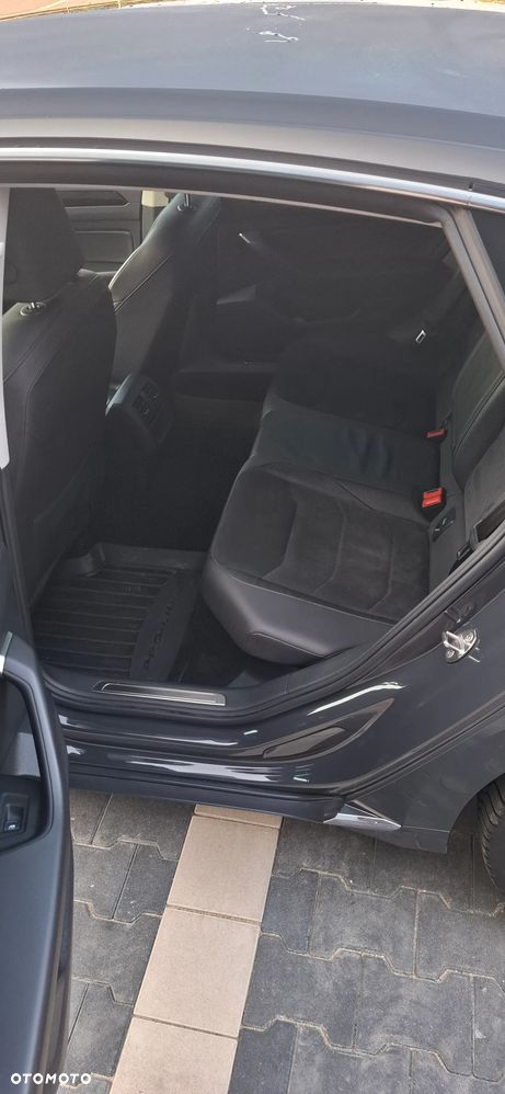 Volkswagen Arteon 2.0 TDI R-Line DSG - 15