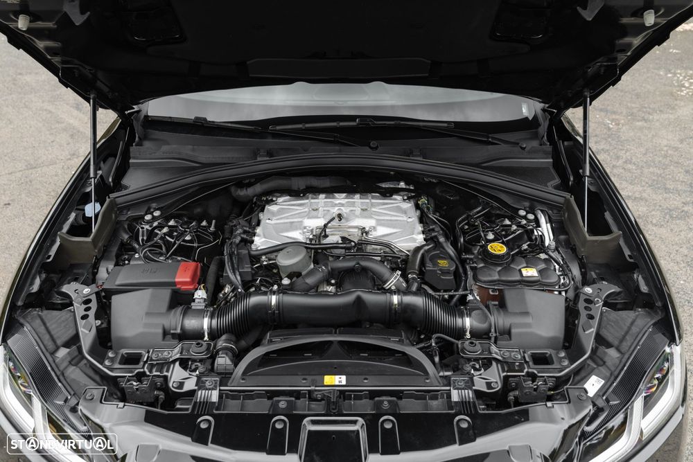 Jaguar F-Pace 5.0 V8 AWD SVR - 6