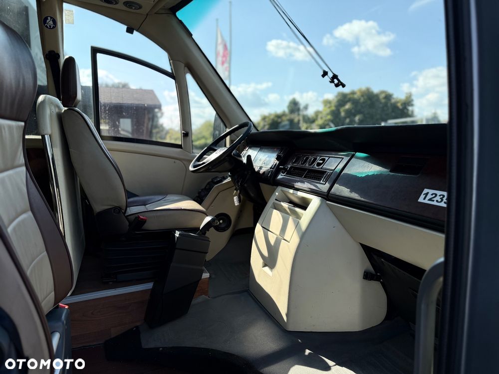 Mercedes-Benz SUNRIDER - 13