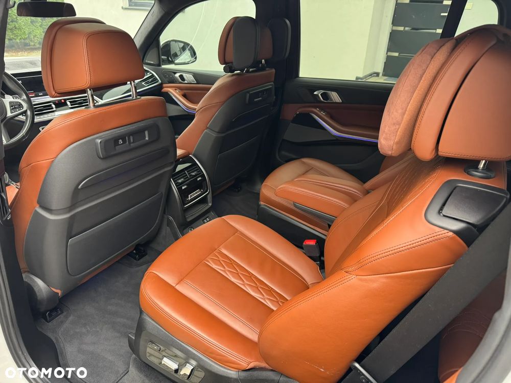 BMW X7 xDrive40i - 21
