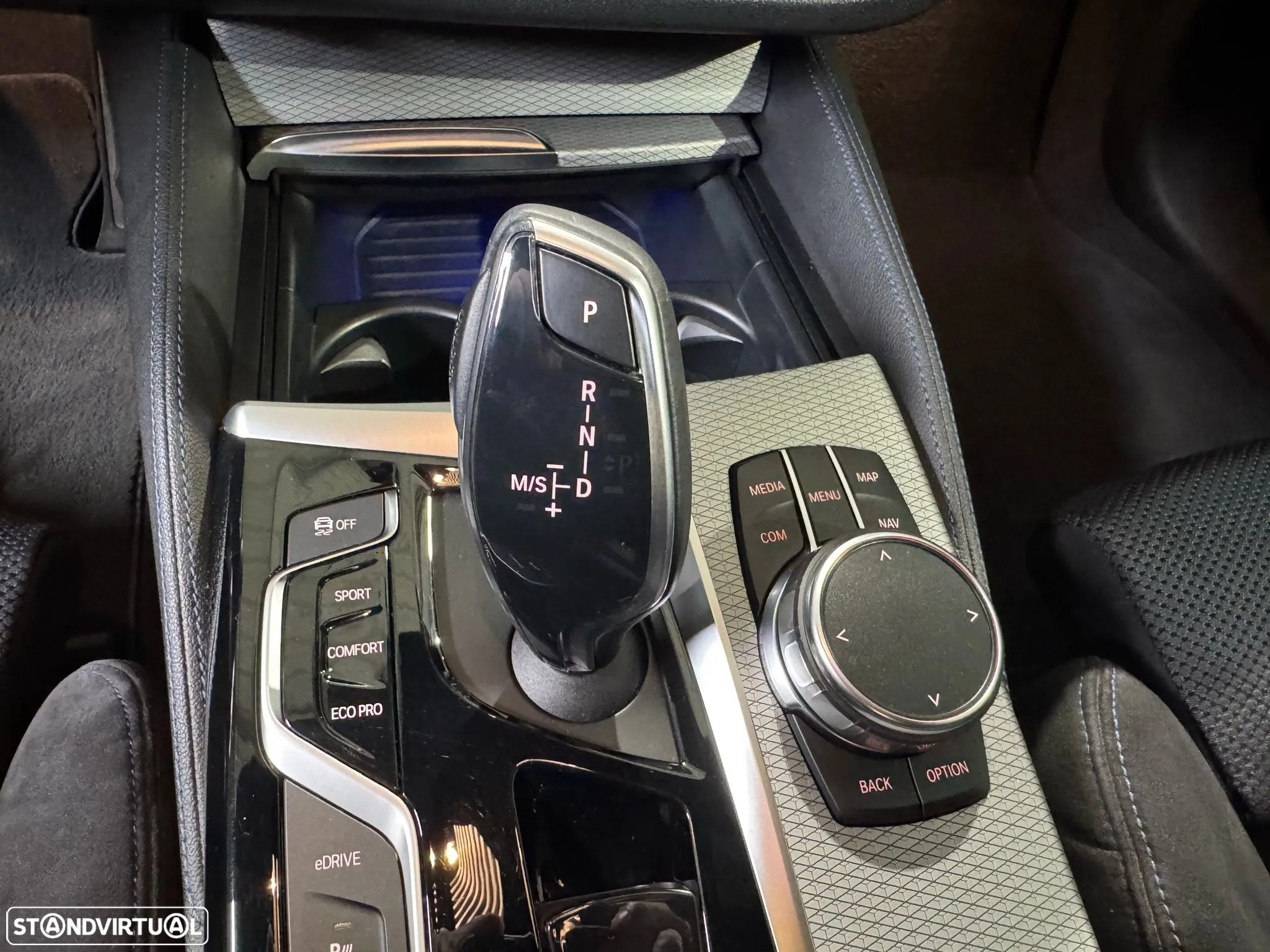 BMW 530 e iPerformance Pack M - 29
