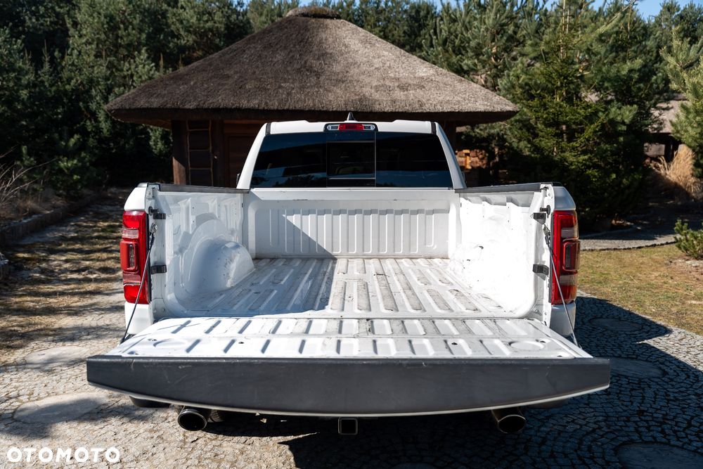 Dodge RAM 1500 5.7 4x4 - 22