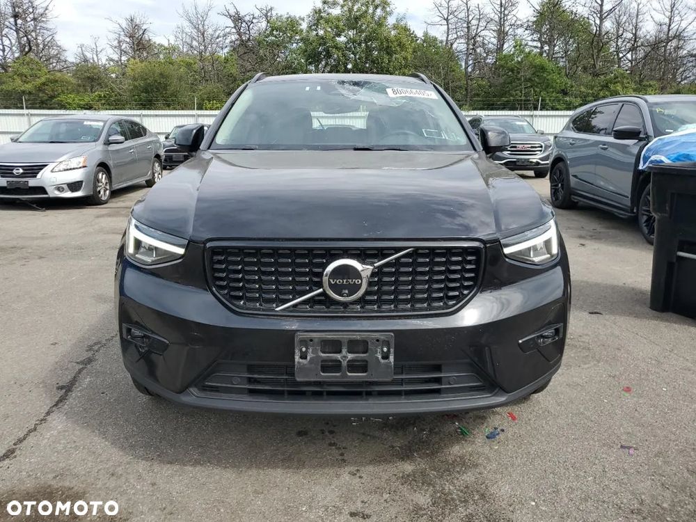 Volvo XC 40 - 2