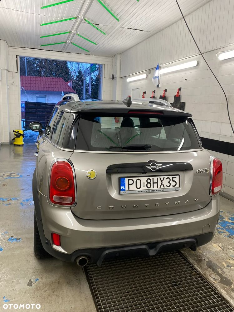 MINI Countryman Cooper S E ALL4 - 5