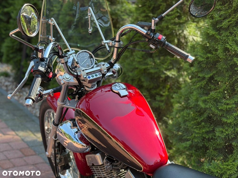 Yamaha XV - 15