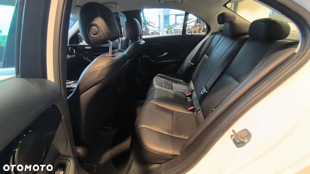 Mercedes-Benz Klasa C 160 9G-TRONIC Avantgarde - 20