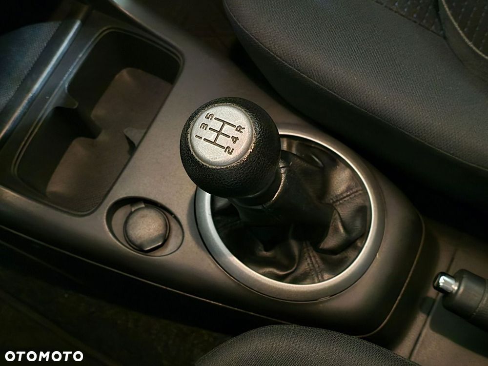 Suzuki Swift - 27