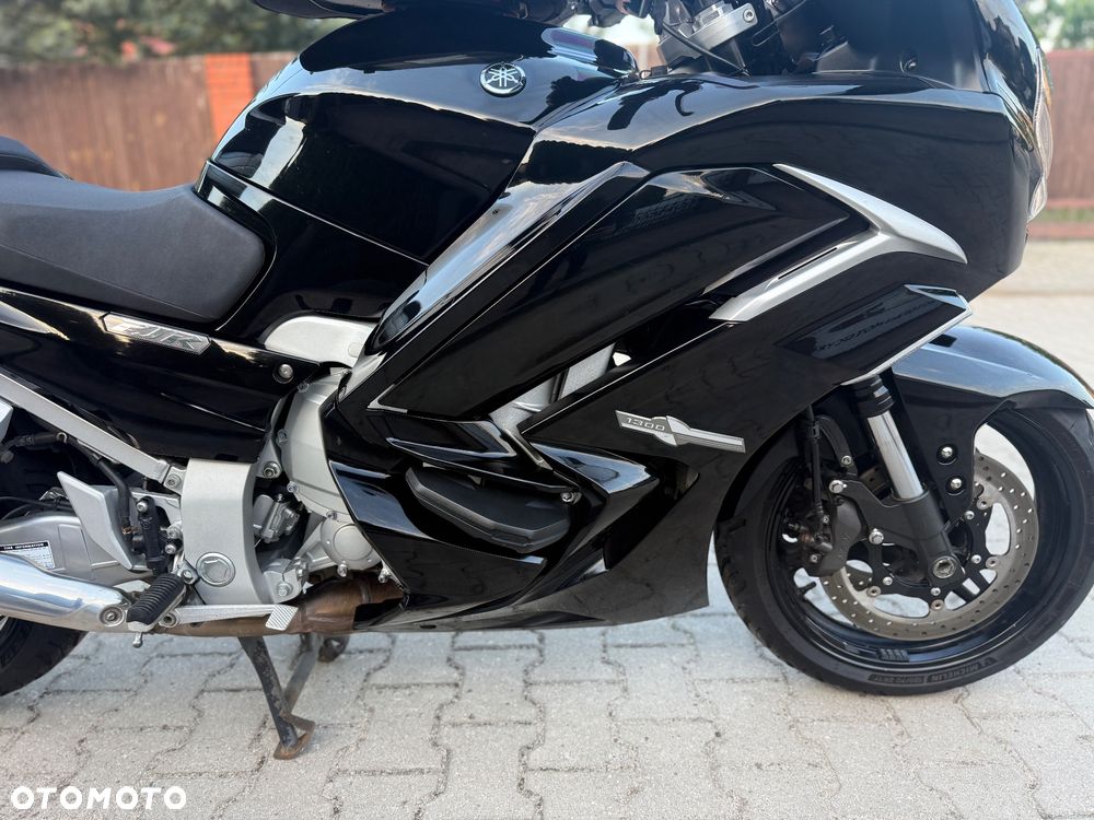 Yamaha FJR - 10