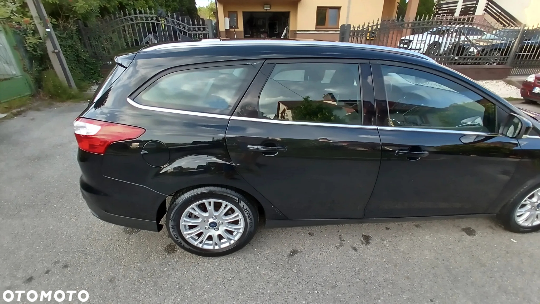 Ford Focus 1.6 Titanium - 27