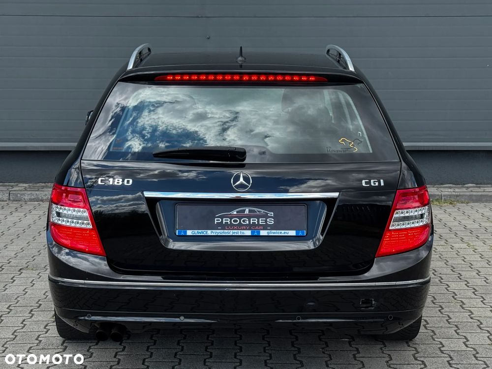 Mercedes-Benz Klasa C 180 CGI Automatik BlueEFFICIENCY Avantgarde - 10