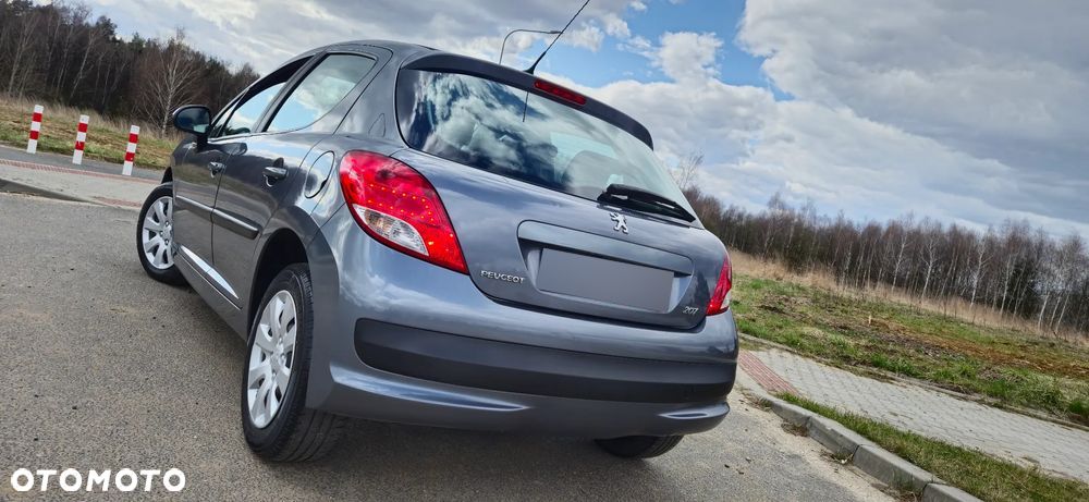 Peugeot 207 1.4 16V Trendy - 5