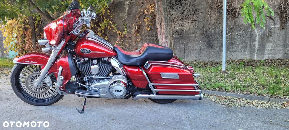 Harley-Davidson FLHTCU Ultra - 22