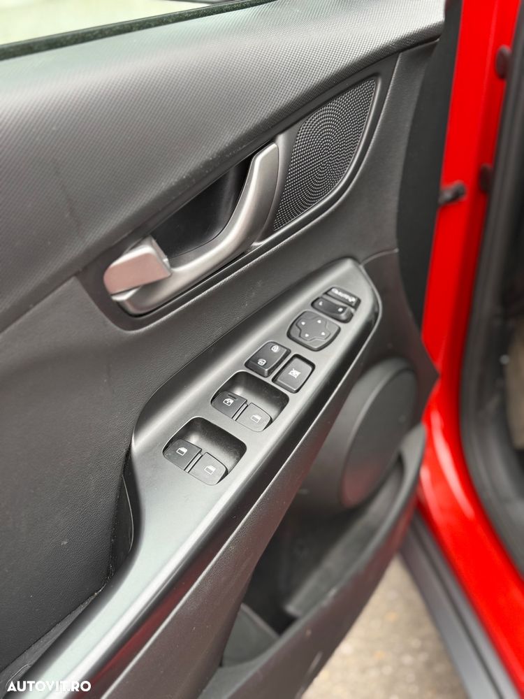 Hyundai KONA 1.6 CRDi 4WD 7DCT Luxury - 14