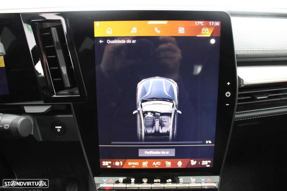 Renault Mégane E-Tech EV60 Iconic Autonomia Conforto - 32
