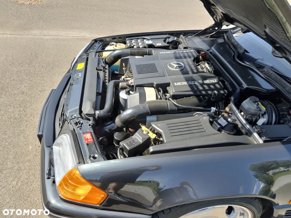 Mercedes-Benz SL - 33