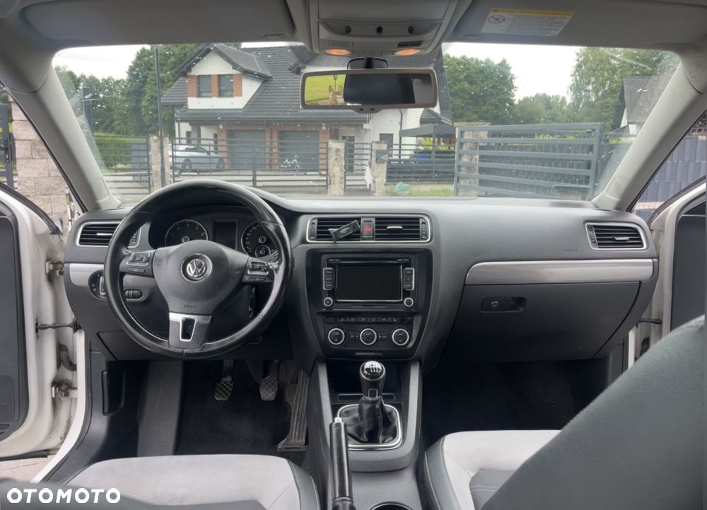 Volkswagen Jetta 1.4 TSI Comfortline - 8