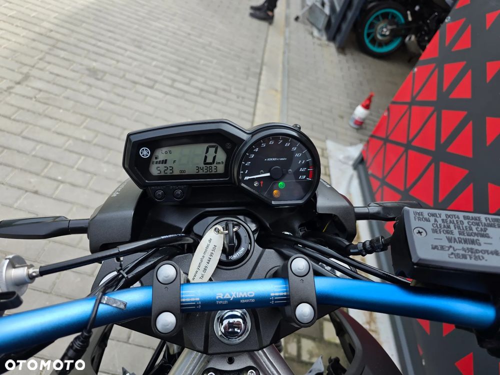 Yamaha XJ - 18
