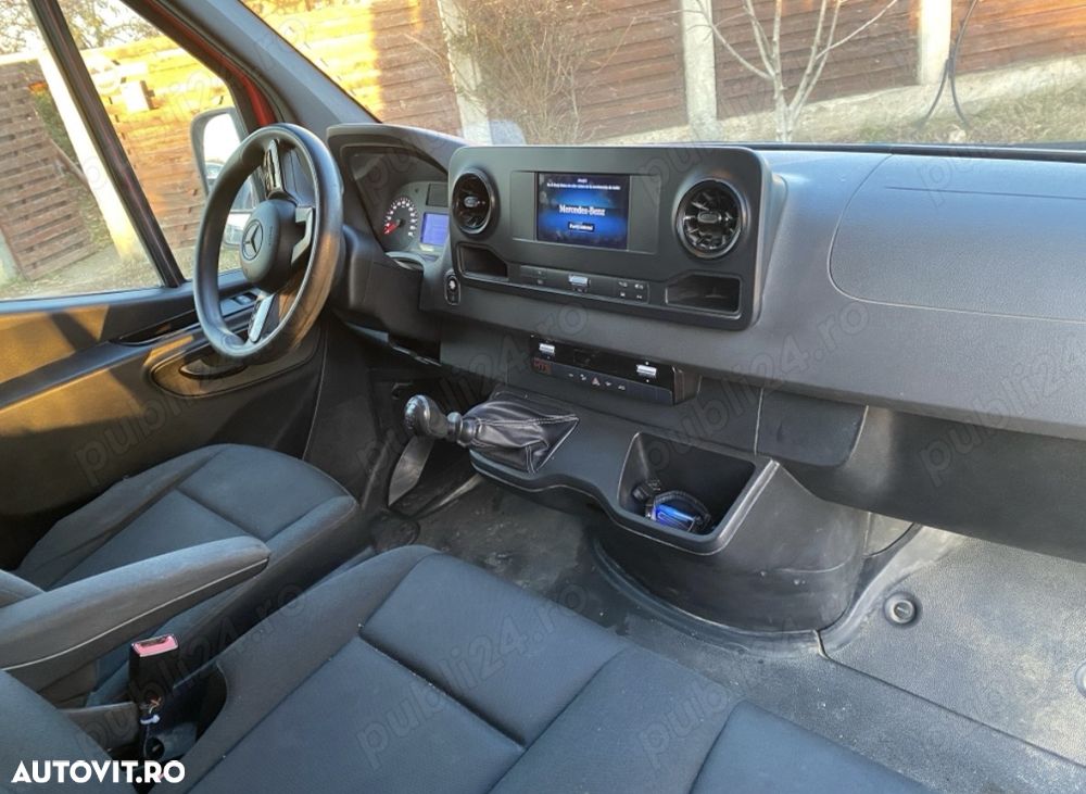 Mercedes-Benz Sprinter - 3