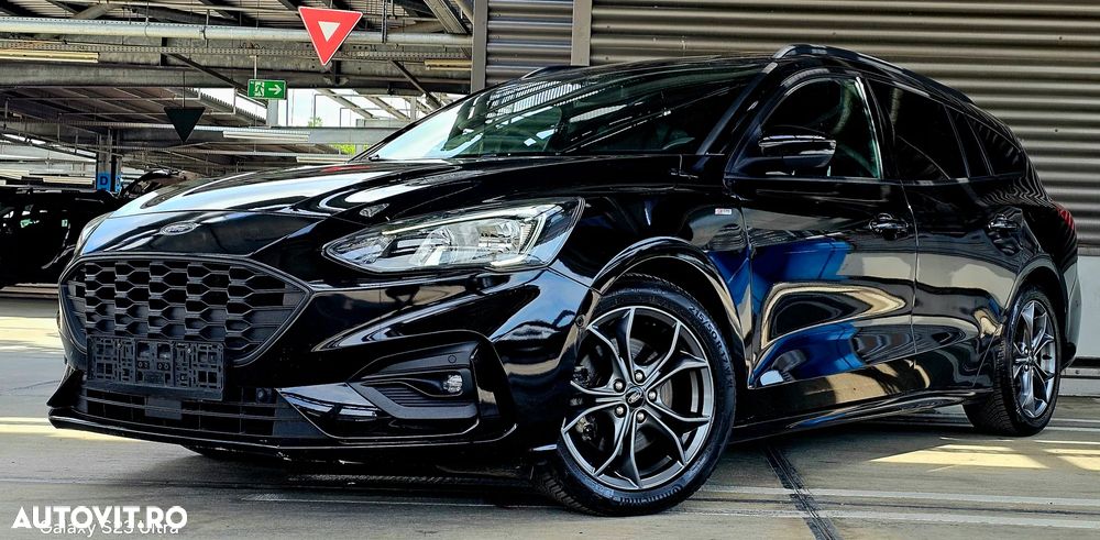 Ford Focus 1.5 EcoBoost Start-Stopp-System ST-LINE - 24