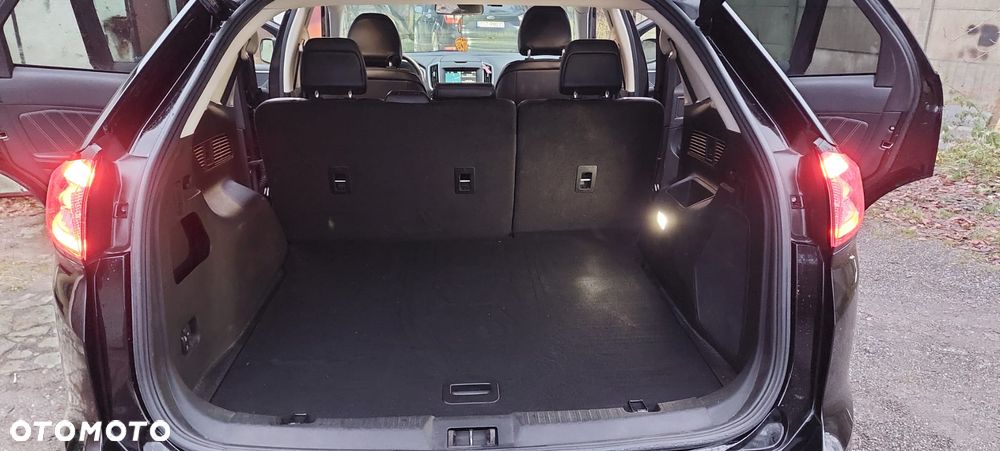 Ford Edge - 15