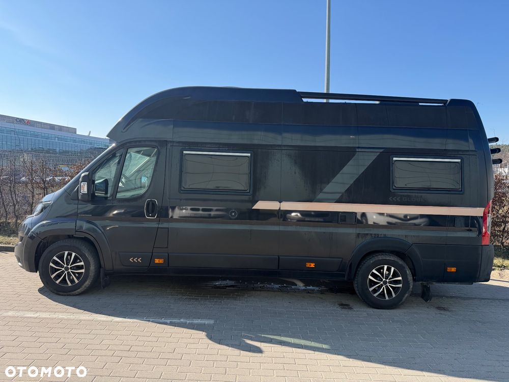 Globe-Traveller Voyager X - 4